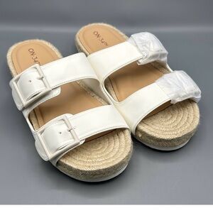 🌻ON-34TH Women's White Flats. The Perfect Summer Sandal☀️🌻